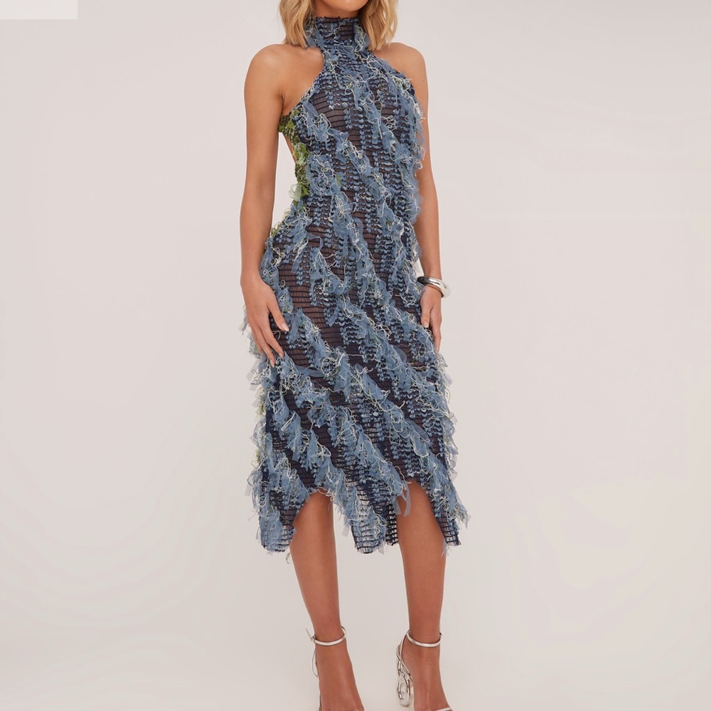 HALTERNECK OPEN BACK DETAIL TEXTURED MIDAXI